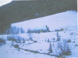 Seit Dezember 2002 steht in den Wintermonaten ein Rettungshubschrauber auf dem Auermoos im Einsatz