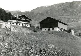Geiselhöfe; 1963 abgebrannt - neu aufgebaut