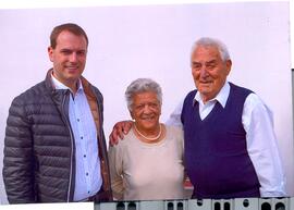 80. Geburtstag von Hilda Hochmuth mit ihrem Mann Simon und Bgm. Simon Grubauer
