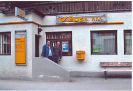 Das Postamt ist geschlossen: Vize Bgm. Franz Erler, Franz Josef Haag.