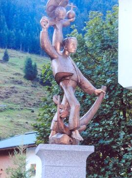 Rosenkranzsonntag - Prozession und Weihe des neu restaurierten Dorfbrunnens