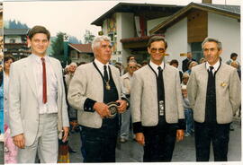 Ehrenbürger - Ernennung durch die Gemeinde an Herrn Pfarrer Walter Aichner am 15. August 1987