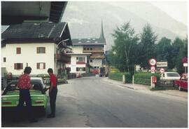 213, Tankstelle Obermair,  Dorfeingang