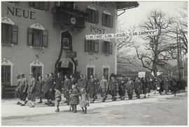 Aufmarsch zur Volksabstimmung 10.04.1938
