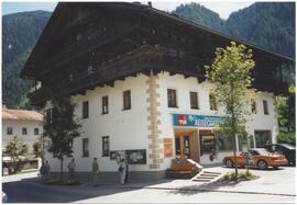 Das alte Schulhaus im Sommer 2001