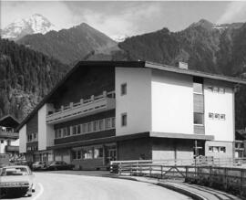 Postamt Mayrhofen neu nach Einweihung