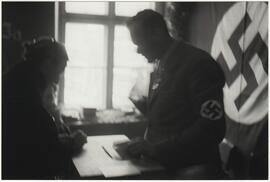 Stimmabgabe 10.04.1938 im Schulhaus