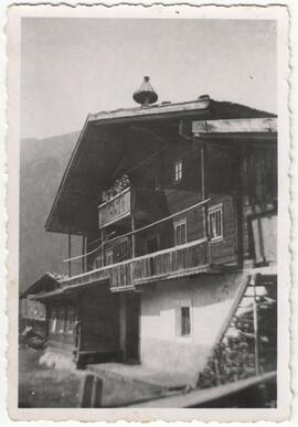 779 Niesler, Dorf Haus Erbhof Mayrhofen