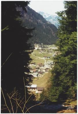 Stilluperstrasse, Blick auf Mayrhofen