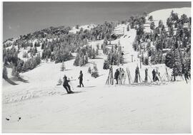 Winterbetrieb am Penken um 1960