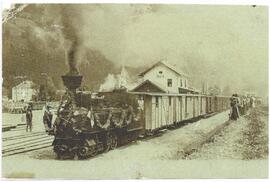 Der erste Zug nach Mayrhofen verläßt Zell am Ziller 1902