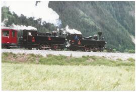 Lok 2 und Lok 3 der Zillertalbahn vor Mayrhofen