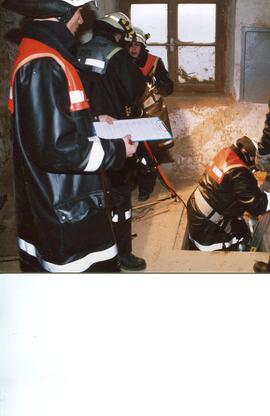 Übungsnachmittag im alten Perflerhaus/2002 03 02  Übungstag-028
