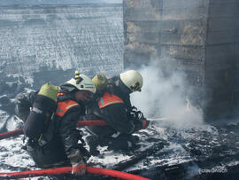 Brand im Dachbereich der Firma Spar, Bahnhofstraße