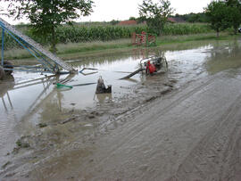 Hochwasser in Niederösterreich, Raum Amstetten, Hilfeleistung bei Aufräumung