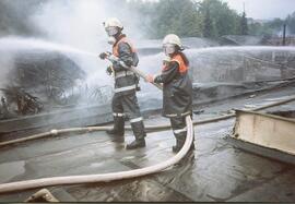 Brand bei Tiroler Loden in Innsbruck, Hilfeleistung für BF Innsbruck