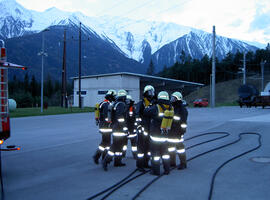 Brandhausübung in der LFS Tirol/2003-04-16 Brandhaus LFS-2