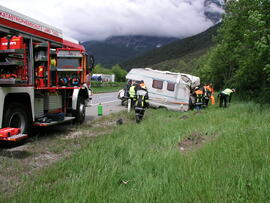 Unfall mit Wohnmobil, A12, Hinterreifen geplatzt