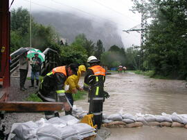 Hochwasser nach schweren Regenfällen in verschiedenen Ortsteilen von Zirl