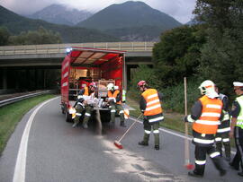 Ölspur auf A12, KM 90,3, Ausfahrt Zirl West