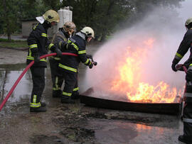 Brandschulung am Flughafen Schwechat 2005/4