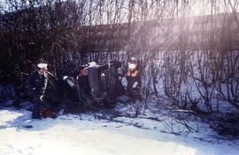 PKW Unfall B171, nach Überholmanöver von der Fahrbahn abgekommen, Ölspur, Aufräumarbeiten