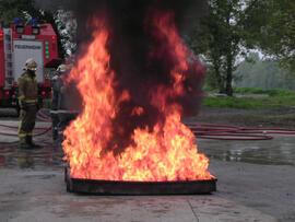 Brandschulung am Flughafen Schwechat 2005/4