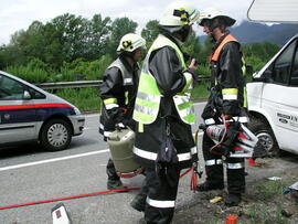 Unfall mit Wohnmobil, A12, Hinterreifen geplatzt