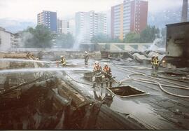 Brand bei Tiroler Loden in Innsbruck, Hilfeleistung für BF Innsbruck