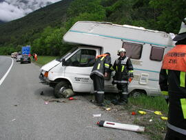 Unfall mit Wohnmobil, A12, Hinterreifen geplatzt