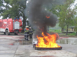 Brandschulung am Flughafen Schwechat 2005/4
