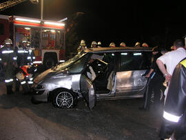 PKW Unfall L13, KM 5, Auto in Melach gestürzt, Bergung
