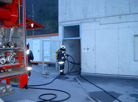 Brandhausübung in der LFS Tirol/2003-04-16 Brandhaus LFS-6