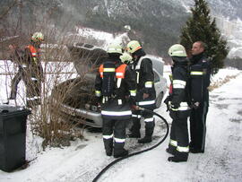 PKW Brand im Ehnbachfeldweg