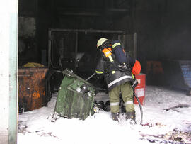 Brand der Schretteranlage bei der Firma Freudenthaler, Hilfeleistung für FF Inzing