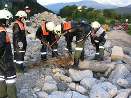 Bergeübung bei Firma Plattner/2004 06 21 Bergeü