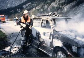 PKW Brand A12, KM 85,5, Löscharbeit