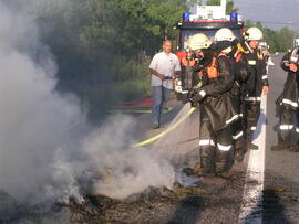 Brand eines mit Stroh beladenen PKW Anhänger, A12, KM 91,8