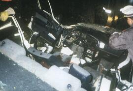 PKW Unfall, A12, KM  89,5, über Böschung und gegen Baum, 1 Toter