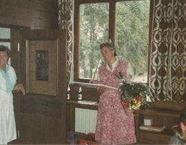 Ehrung von Hella Kaufmann und Trude Huter  1987 10 00 hella,trude-002