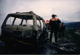 PKW Brand A12, KM 85,5, Löscharbeit