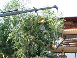 Blechdach nach Sturm bergen, Hilfeleistung für die FF Mühlau, Innsbruck Karwendelweg