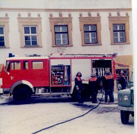 Dachstuhlbrand im Kloster Stams - Drehleiter erforderlich