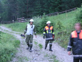 27Personenrettung aus Mittenwaldbahn in Seefeld, ÖBB KM 25,5 - Geleise vermurt