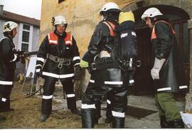 Übungsnachmittag im alten Perflerhaus/2002 03 02  Übungstag-016
