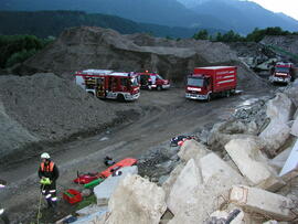 Bergeübung bei Firma Plattner/2004 06 21 Bergeü