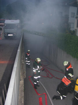 ATS Übung in Tiefgarage Innweg/2004 05 10 ATS Tiefgarage -9