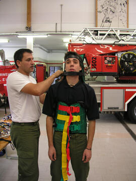 Seiltechnikübung im Feuerwehrhaus/2008 08 23