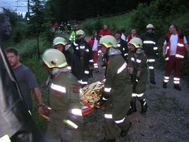 Personenrettung aus Mittenwaldbahn in Seefeld, ÖBB KM 25,5 - Geleise vermurt