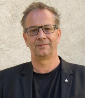 Dr. Wolfgang Jörg